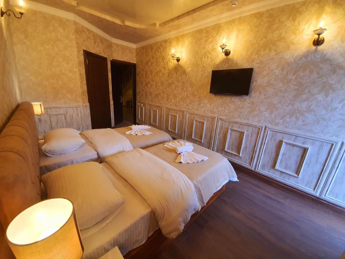 Melini Boutique Hotel บาทูมิ ภายนอก รูปภาพ