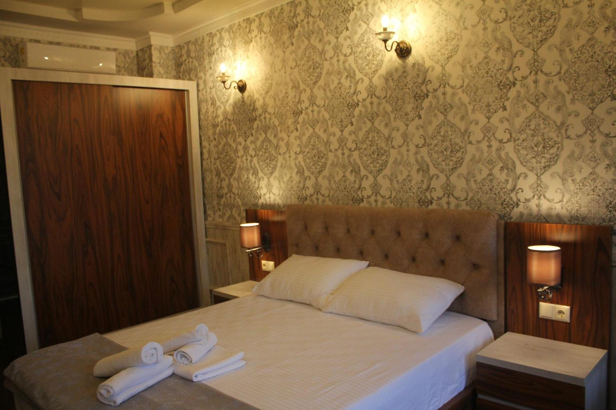 Melini Boutique Hotel บาทูมิ ภายนอก รูปภาพ