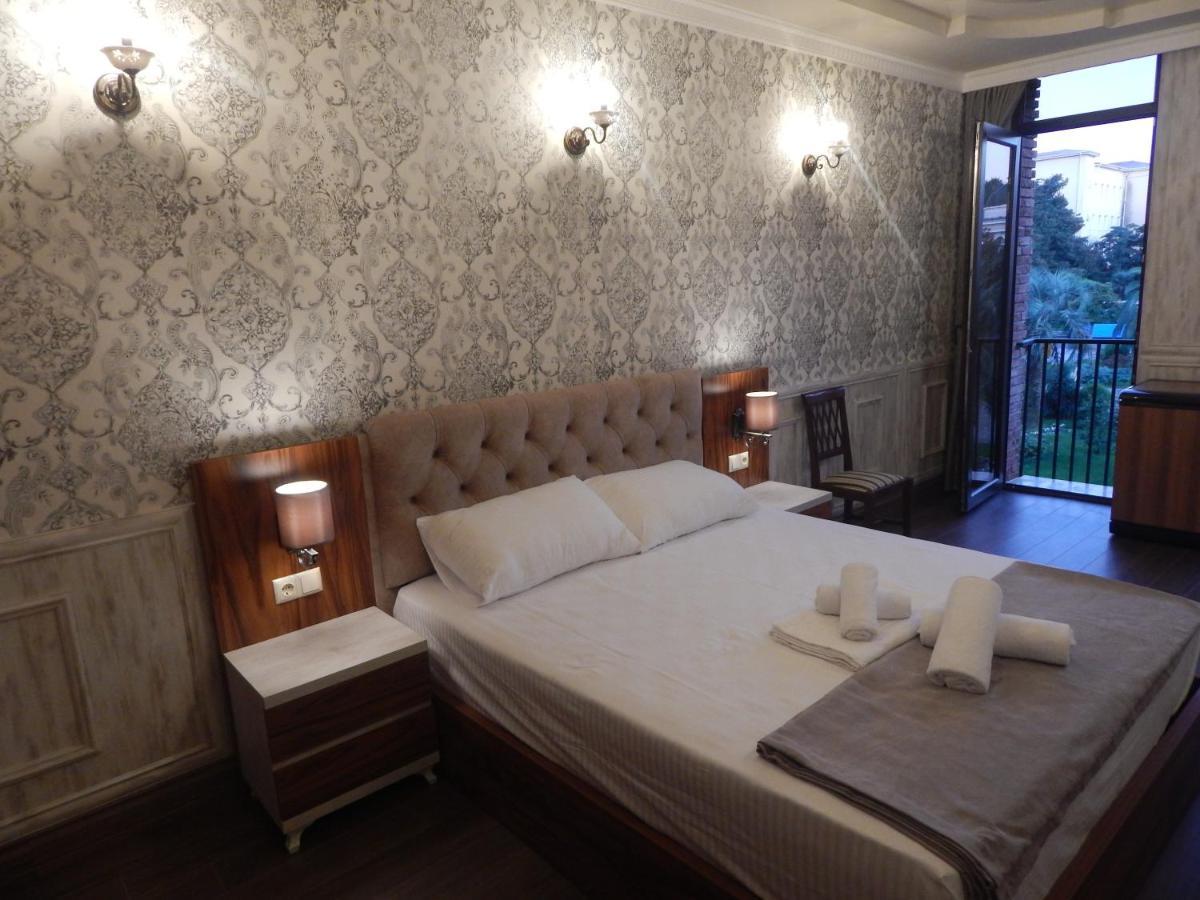 Melini Boutique Hotel บาทูมิ ภายนอก รูปภาพ